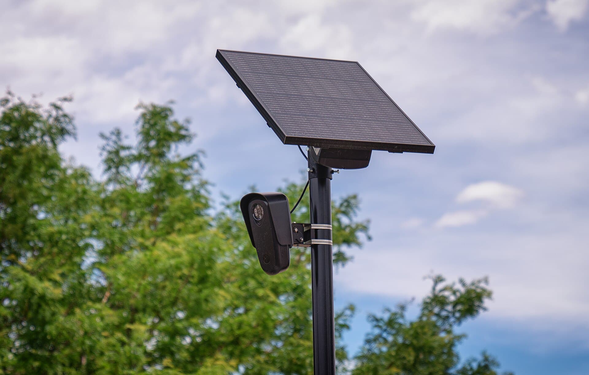Pinellas Commissioner Moves to Rip Out Flock Cameras as Sheriff Digs In