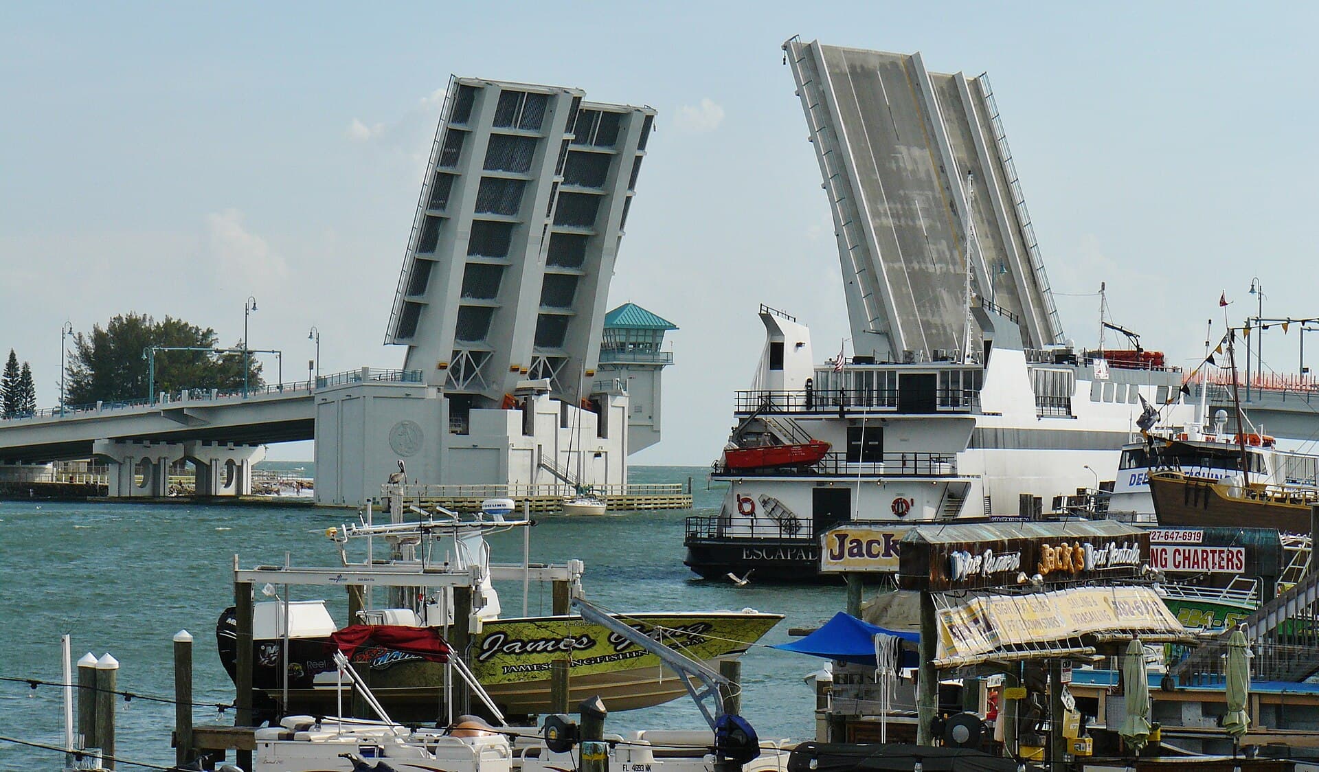 Madeira Beach Weighs Letting Storm-Damaged Lots Stay as Paid Parking Through 2028